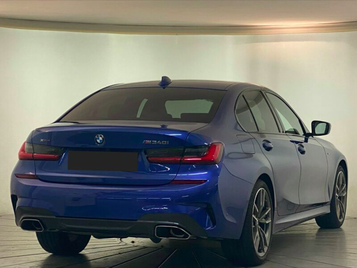 BMW M340i xDrive sedan | benzín 374 koní | skvělá výbava | objednání online | super cena | předváděcí auto | skladem | eshop | autoibuy.com